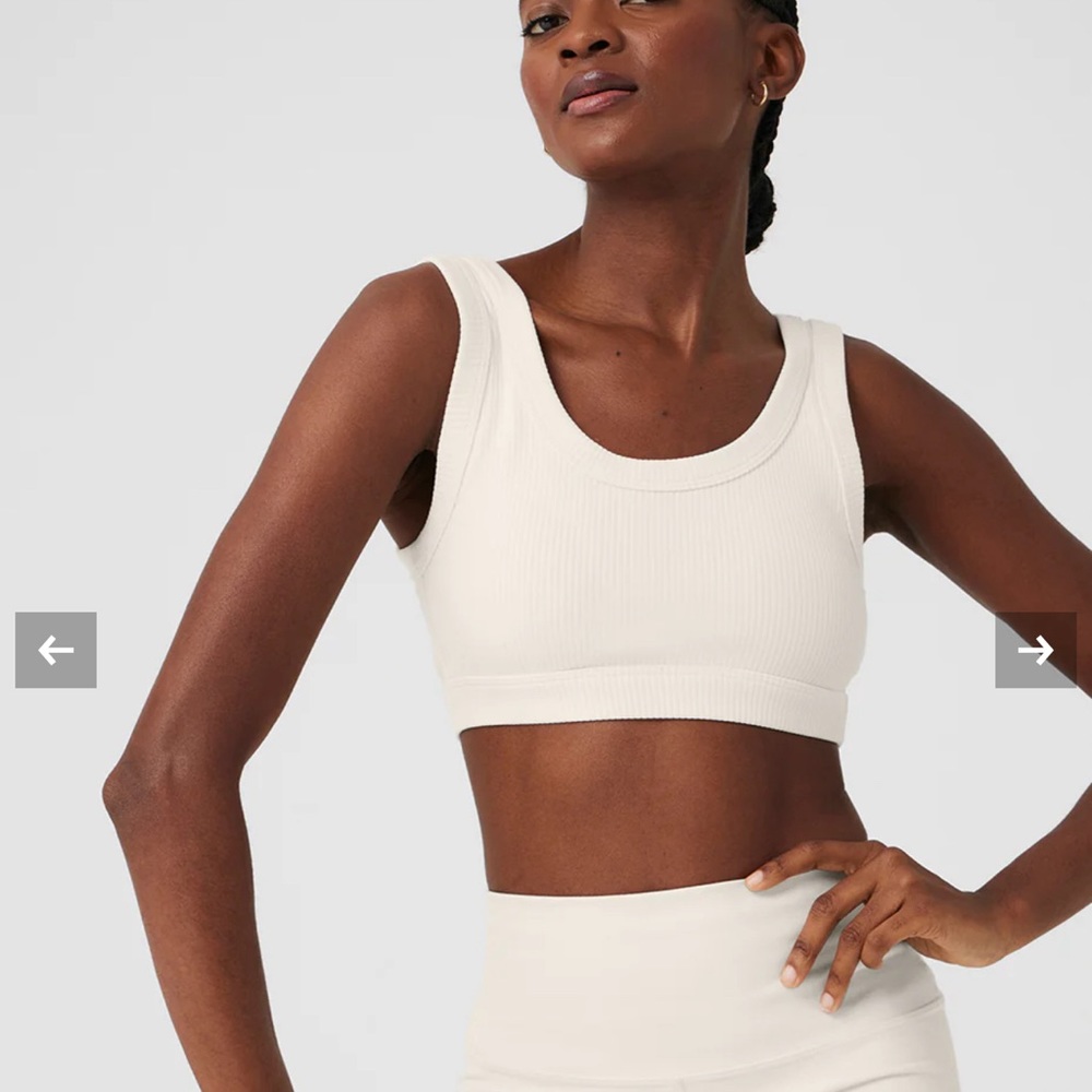 Alo Yoga Wellness Bra // size S // IVORY